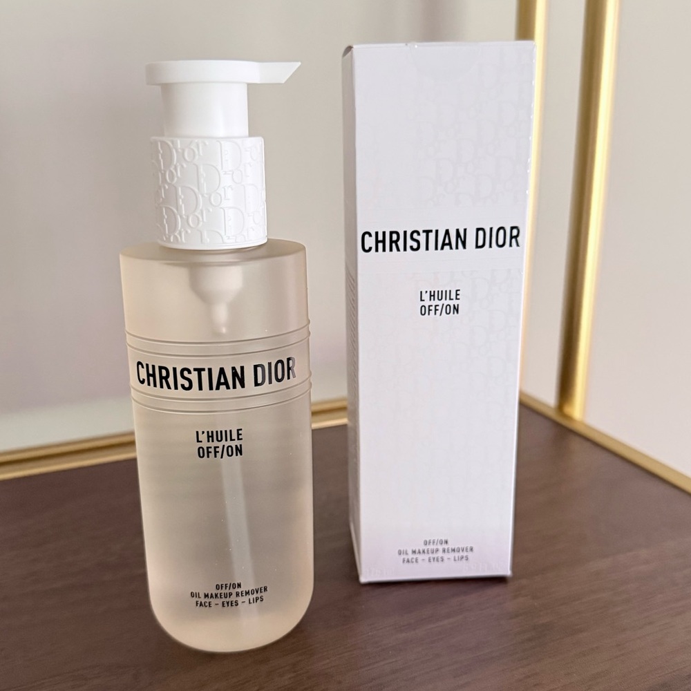 Dior L’Huile OFF/ON Cleansing Oil - Picture 5 of 5